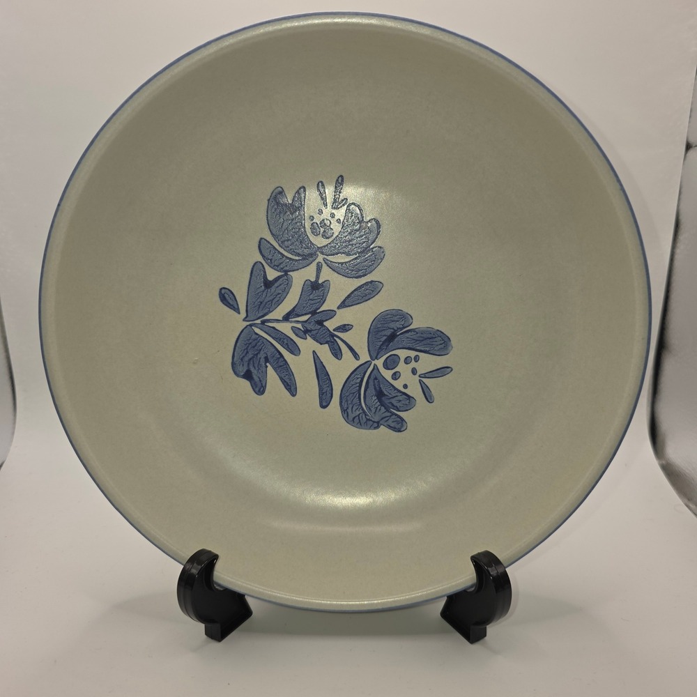 Pfaltzgraff Yorktowne Stoneware Shallow Pasta Soup Bowl Blue Floral Gray USA
